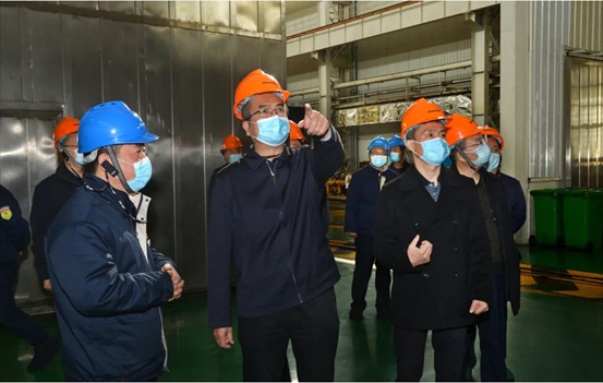 【陜鼓集團(tuán)】西安市委常委、市委統(tǒng)戰(zhàn)部部長楊廣亭深入陜鼓實地調(diào)研指導(dǎo)疫情防控及復(fù)工復(fù)產(chǎn)工作